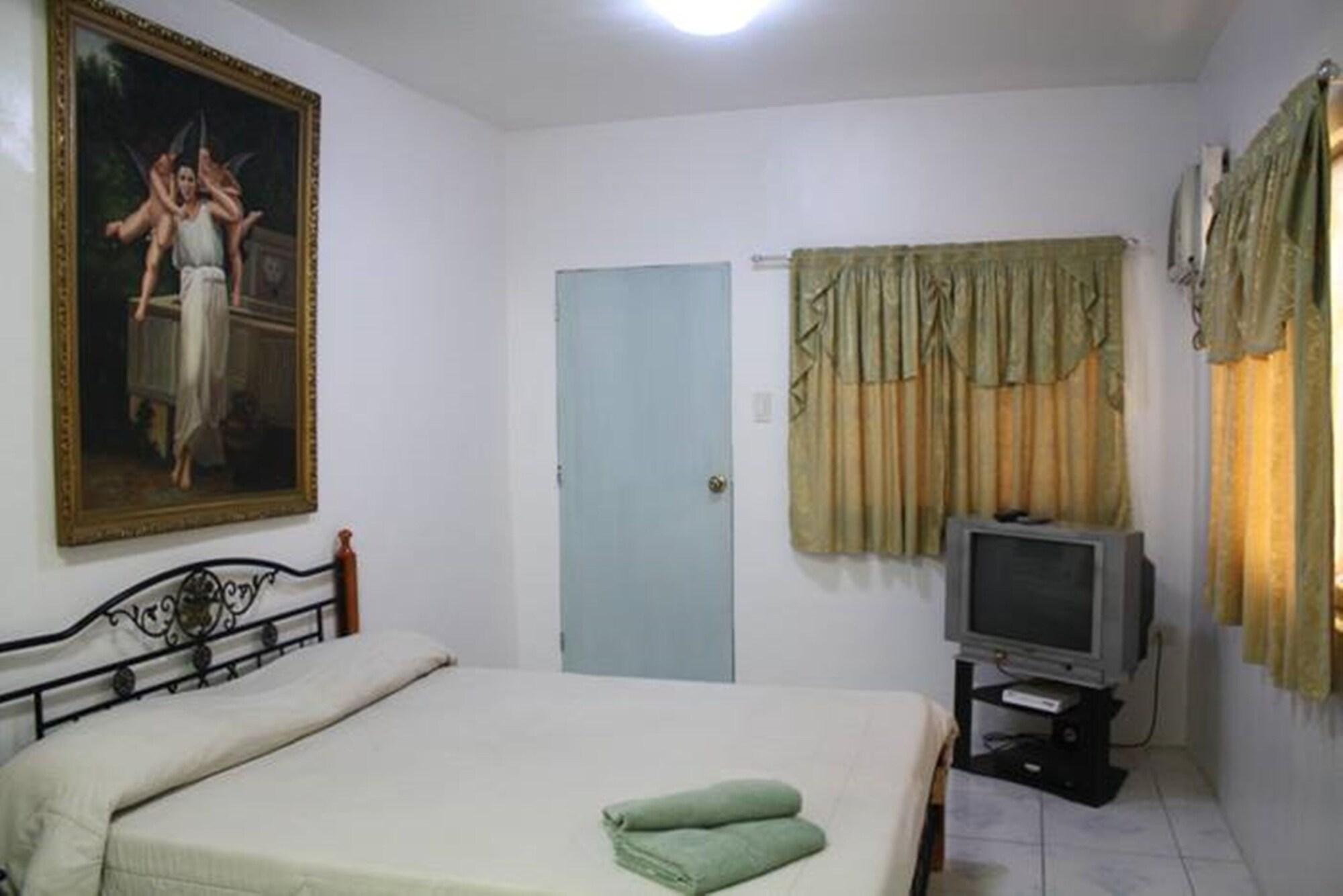 Kokomos Beach Resort Olongapo Exterior foto